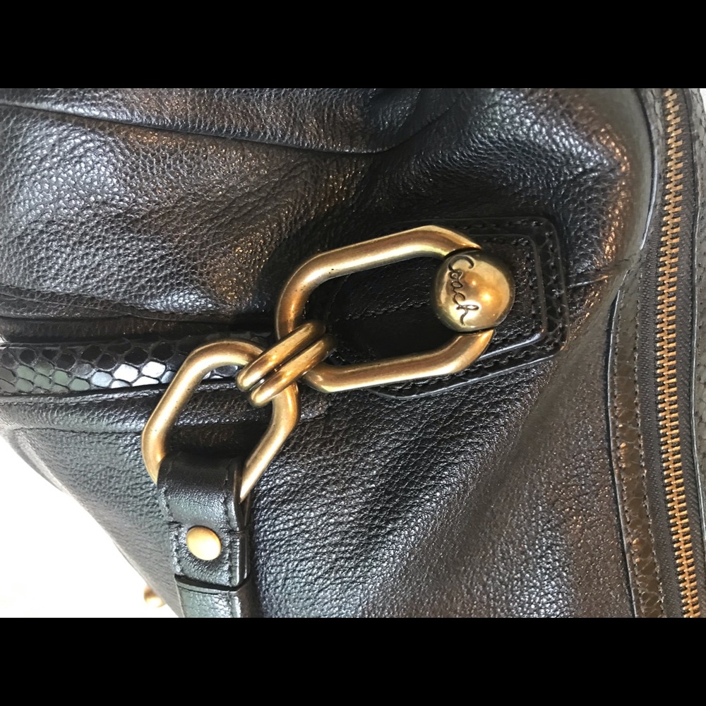 Coach Kristin Hand/Shoulder bag- Like New! - Picture 3 of 15